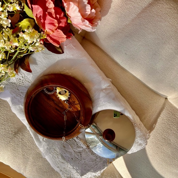 Wood and Steel Trinket Box. - Picture 5 of 5